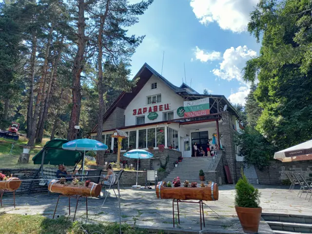 Хижа "Здравец"
