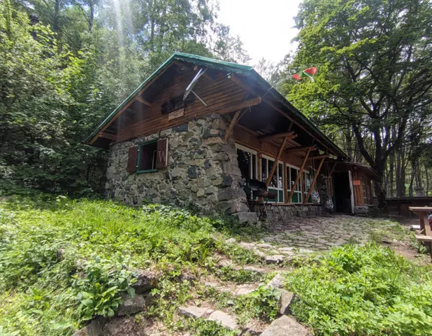хижа "Кикиш"