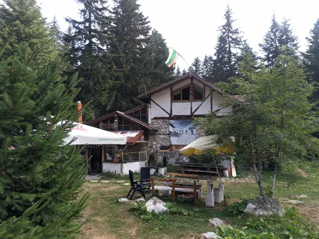 Lovna Hut