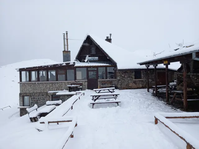Orlovo Gnezdo Shelter