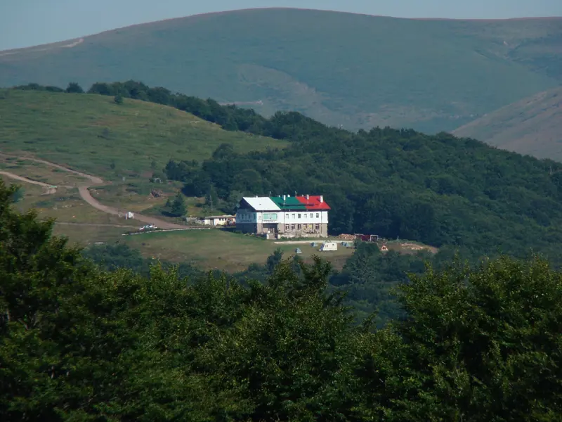 Dermenka Hut