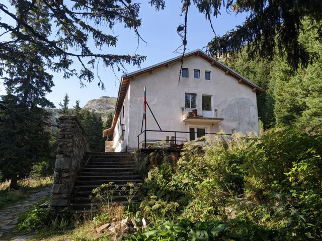 Хижа "Скакавица"