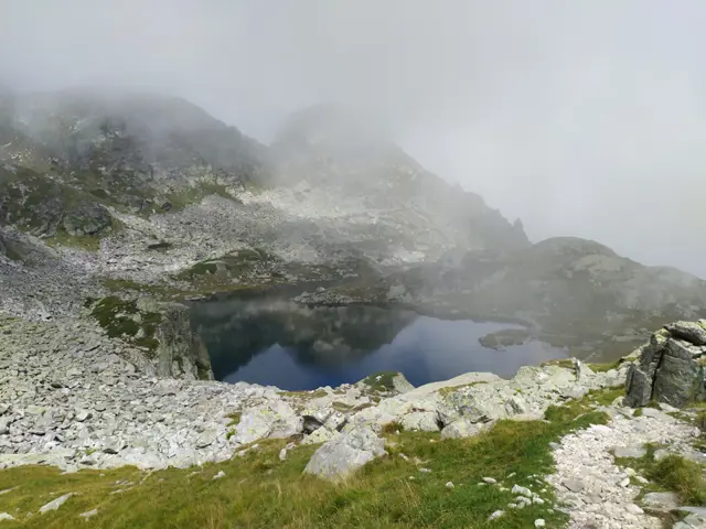 Elenino Lake