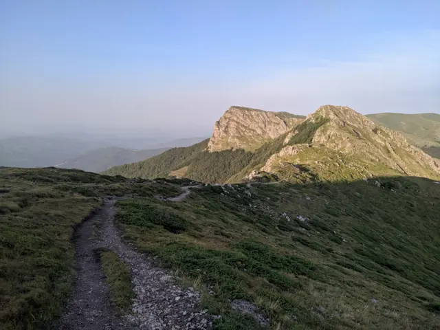 Shelter "Orlovo Gnezdo" - Kozyа Stena Peak - Kozyа Stena Hut